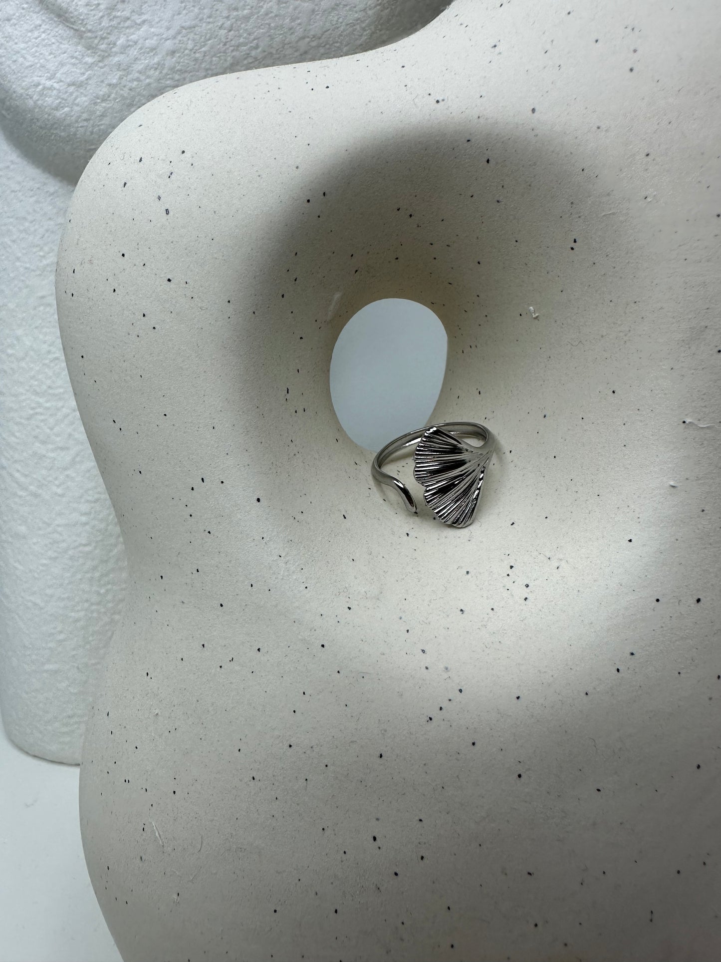 Attina Ring