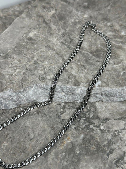 Amigo Silver Necklace